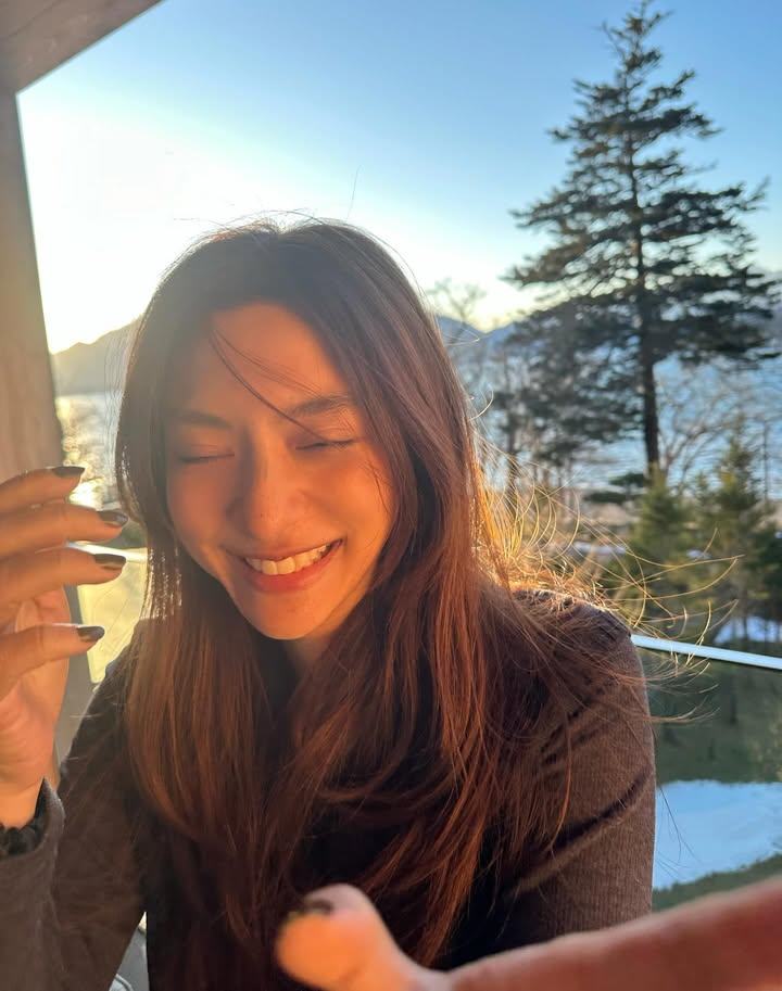 มิว - นิษฐา จิรยั่งยืน