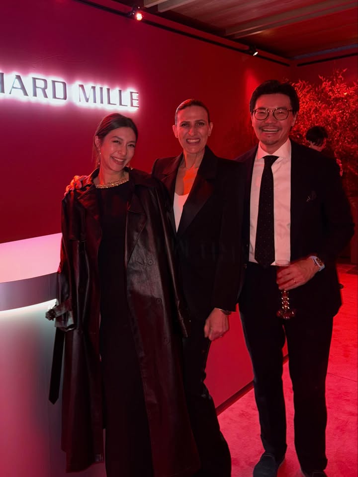 มิว - นิษฐา จิรยั่งยืน