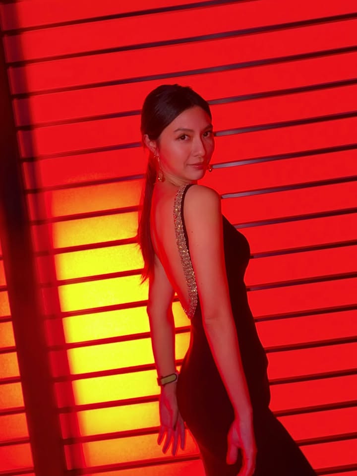 มิว - นิษฐา จิรยั่งยืน