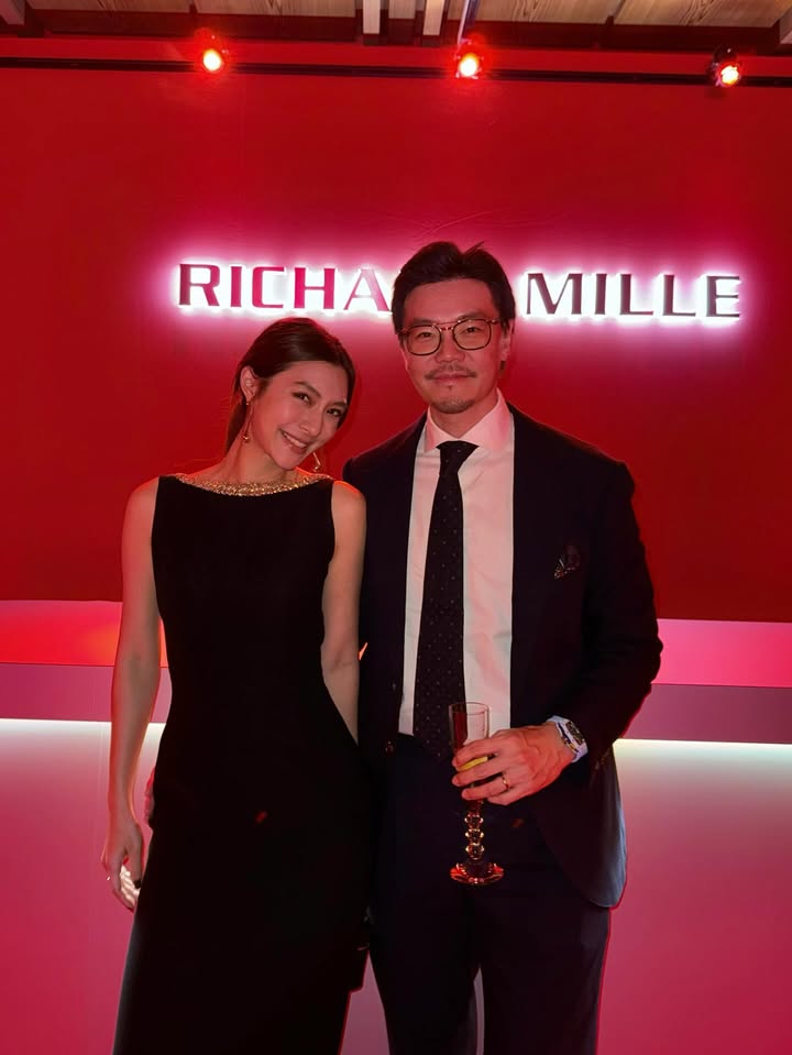 มิว - นิษฐา จิรยั่งยืน