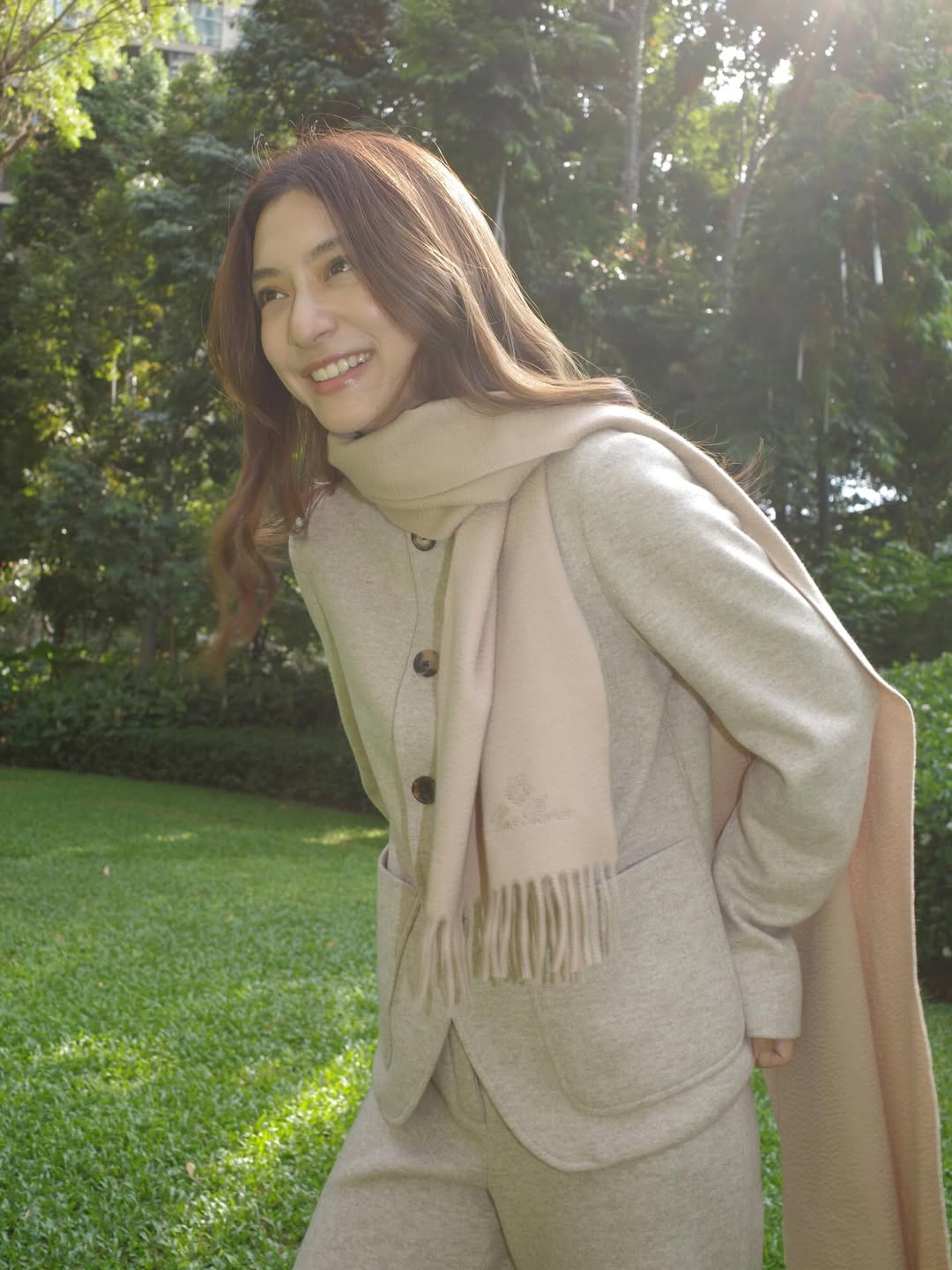 มิว - นิษฐา จิรยั่งยืน