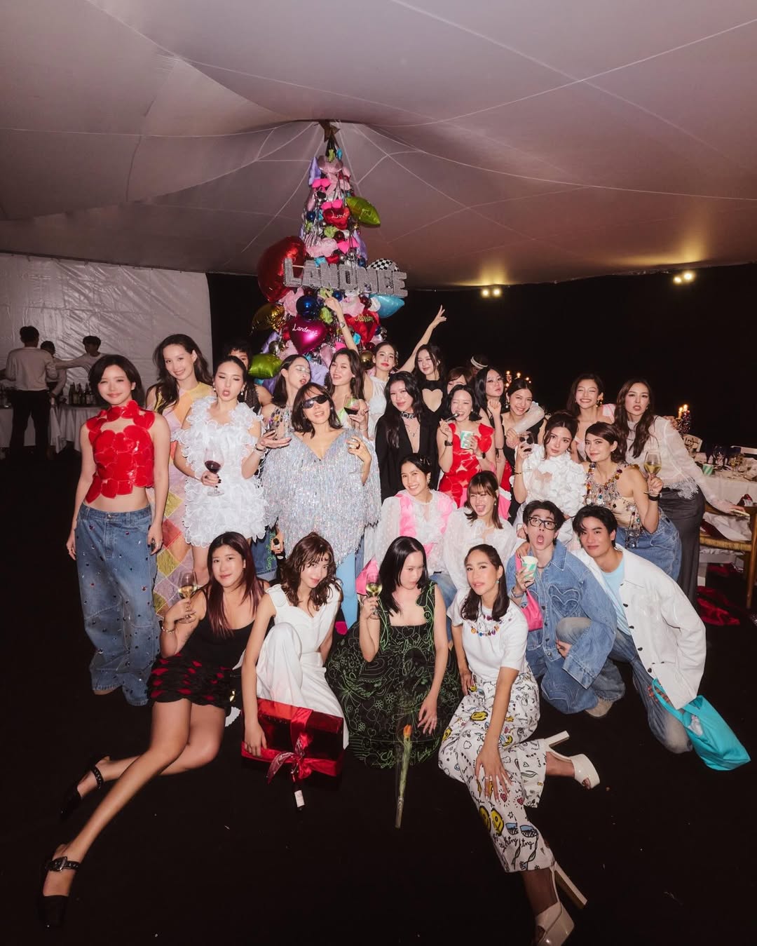 มิว - นิษฐา จิรยั่งยืน