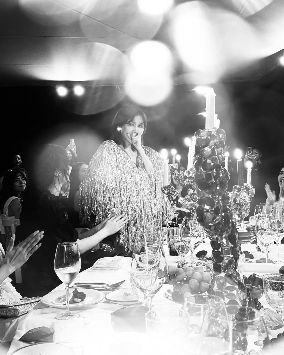 มิว - นิษฐา จิรยั่งยืน