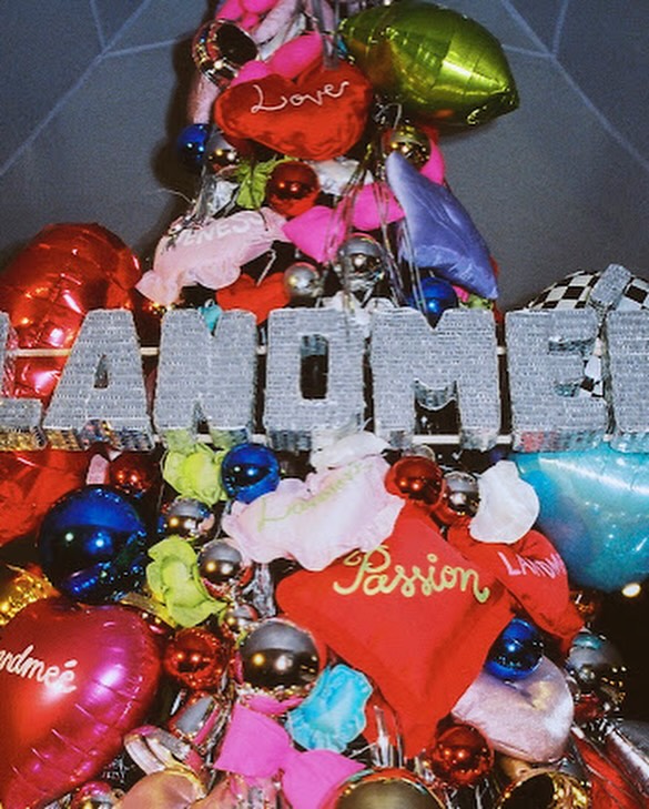 มิว - นิษฐา จิรยั่งยืน