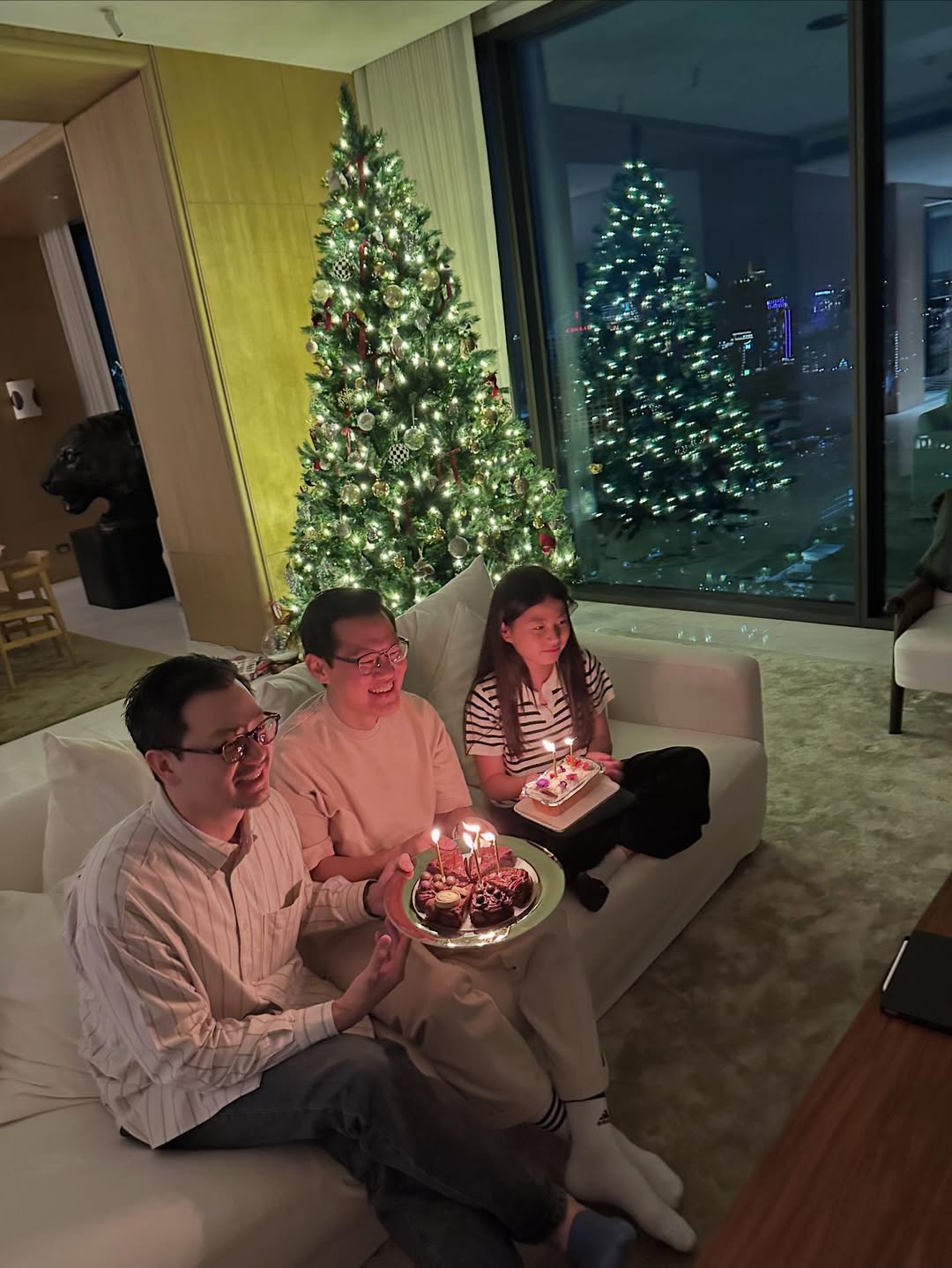 มิว - นิษฐา จิรยั่งยืน