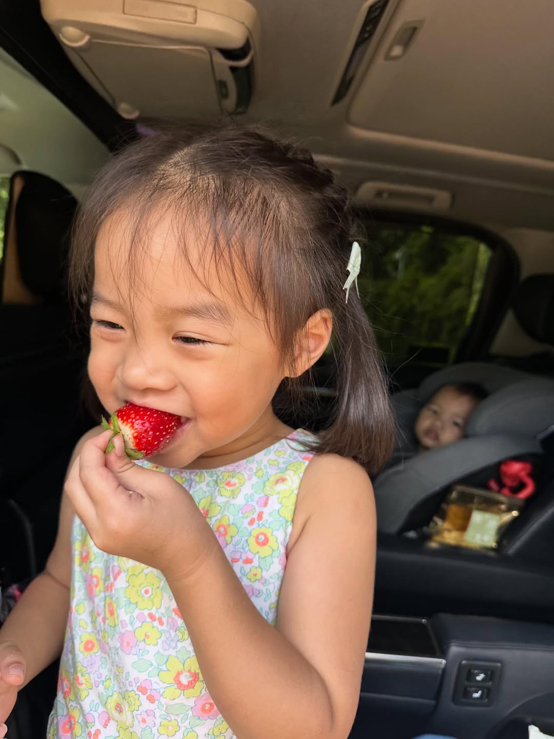 มิว - นิษฐา จิรยั่งยืน