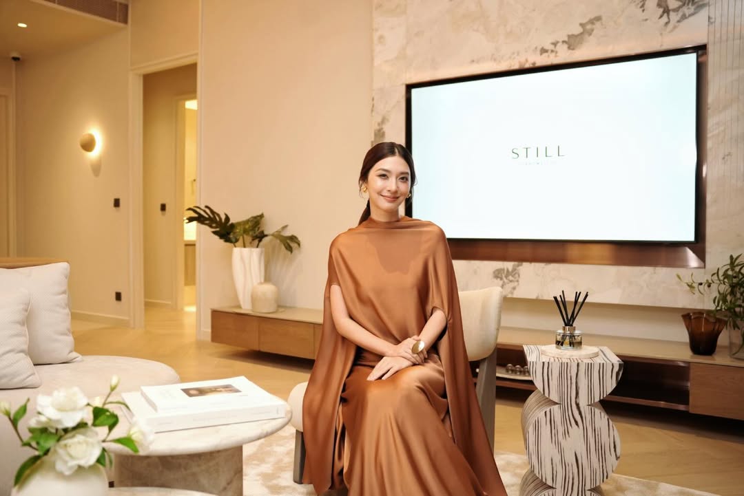 มิว - นิษฐา จิรยั่งยืน