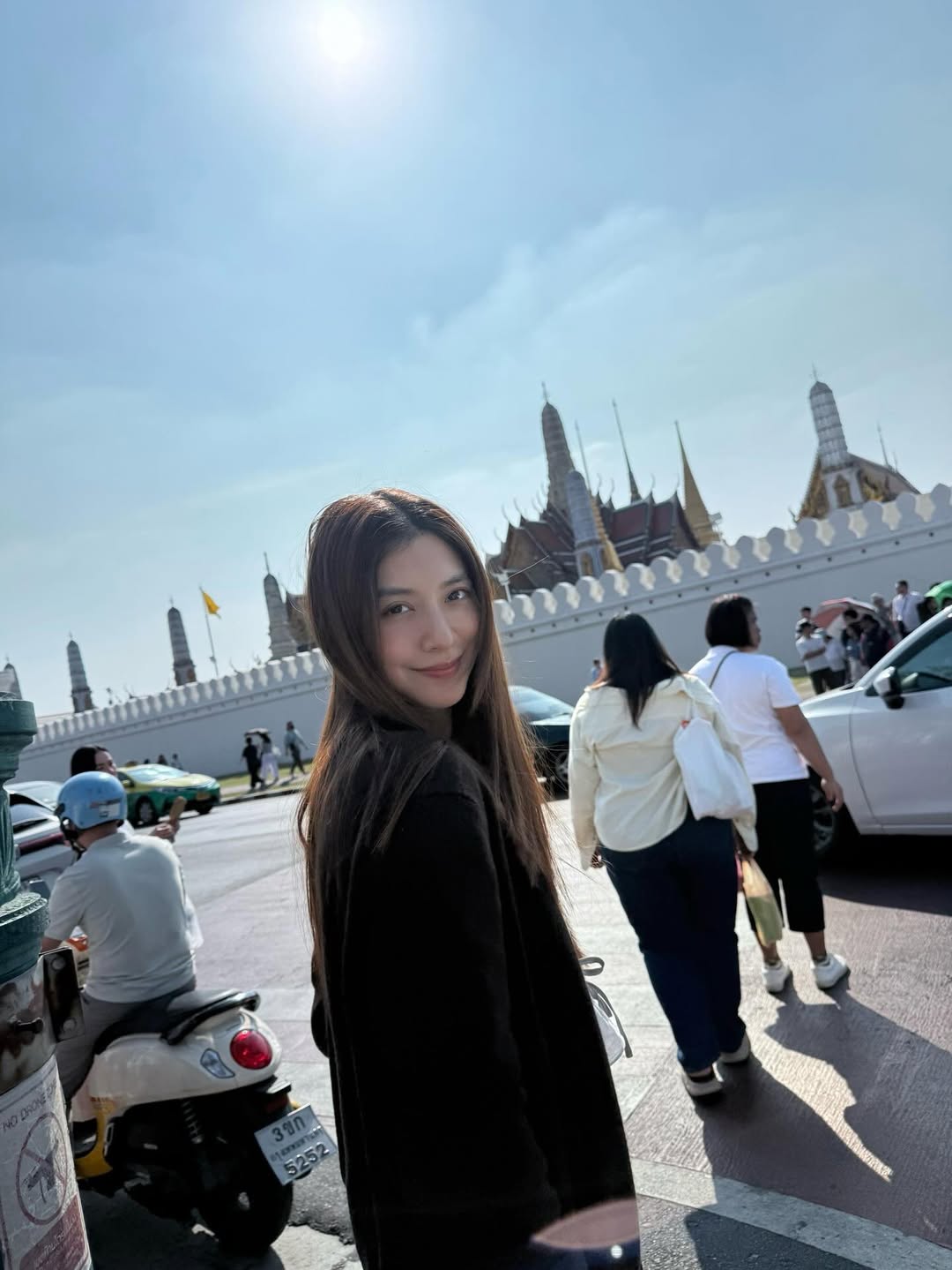 มิว - นิษฐา จิรยั่งยืน