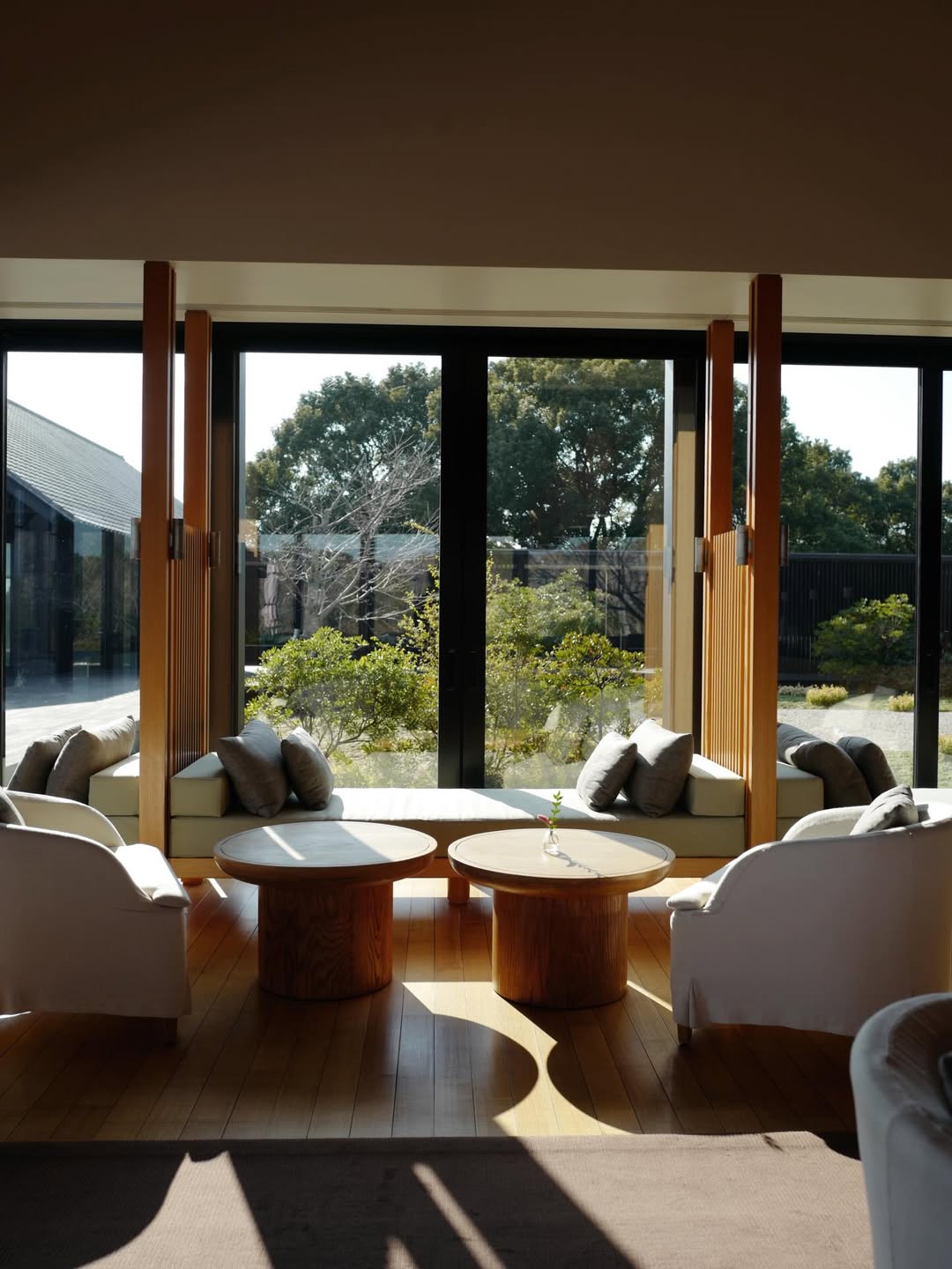 มิว - นิษฐา จิรยั่งยืน