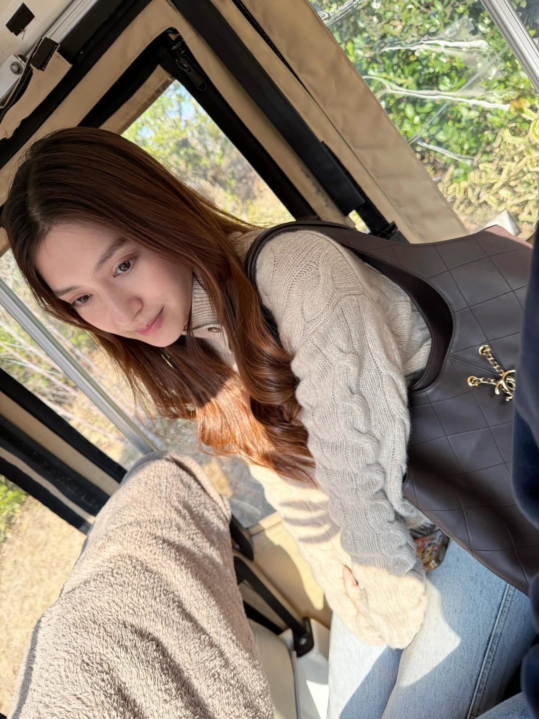 มิว - นิษฐา จิรยั่งยืน