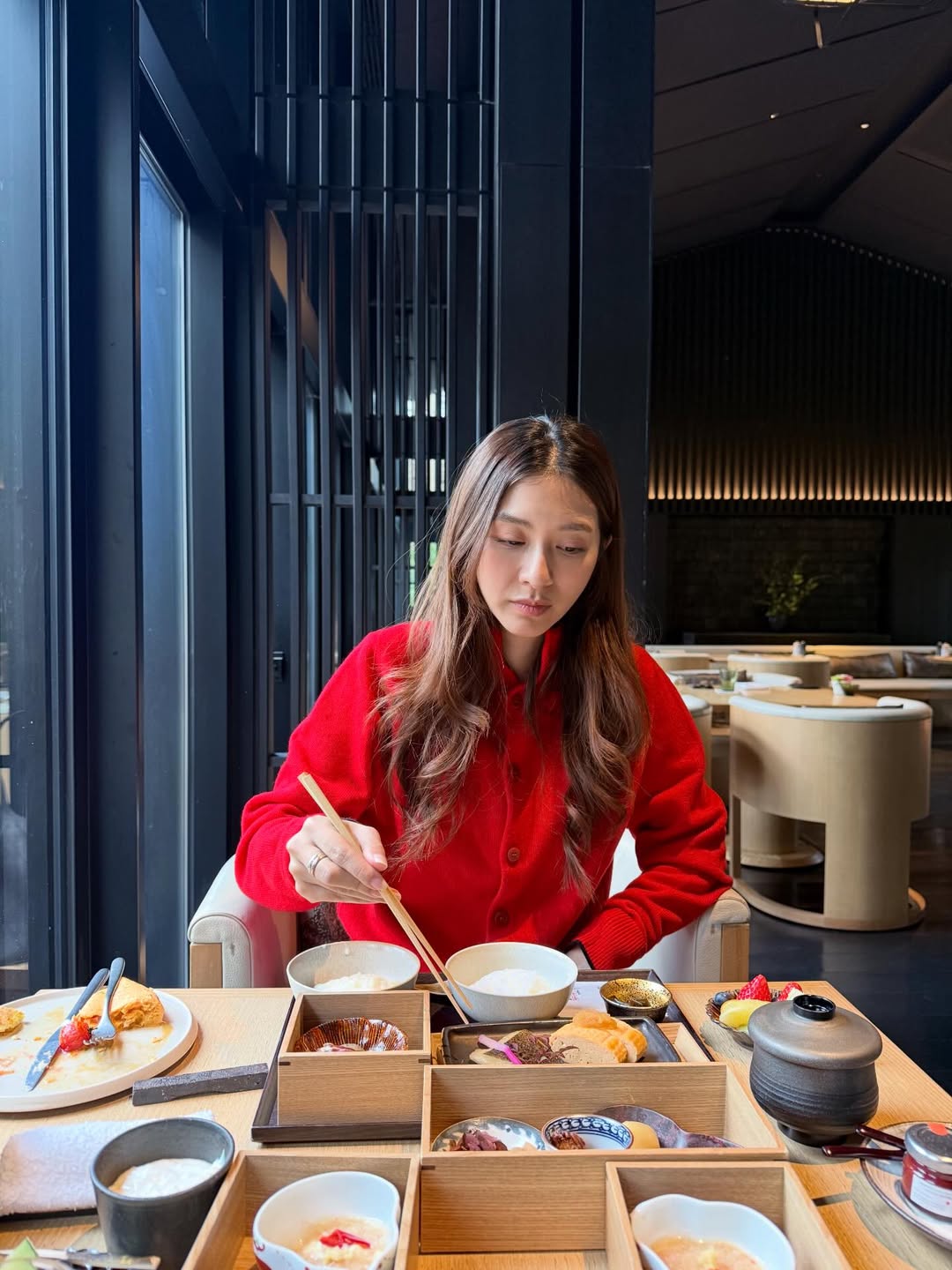 มิว - นิษฐา จิรยั่งยืน