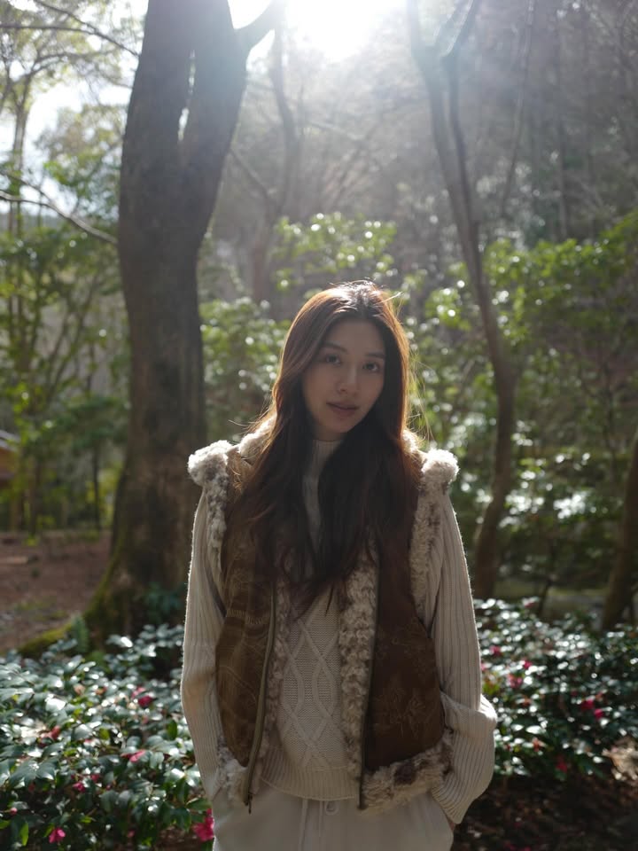 มิว - นิษฐา จิรยั่งยืน