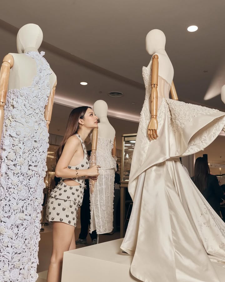 มิว - นิษฐา จิรยั่งยืน