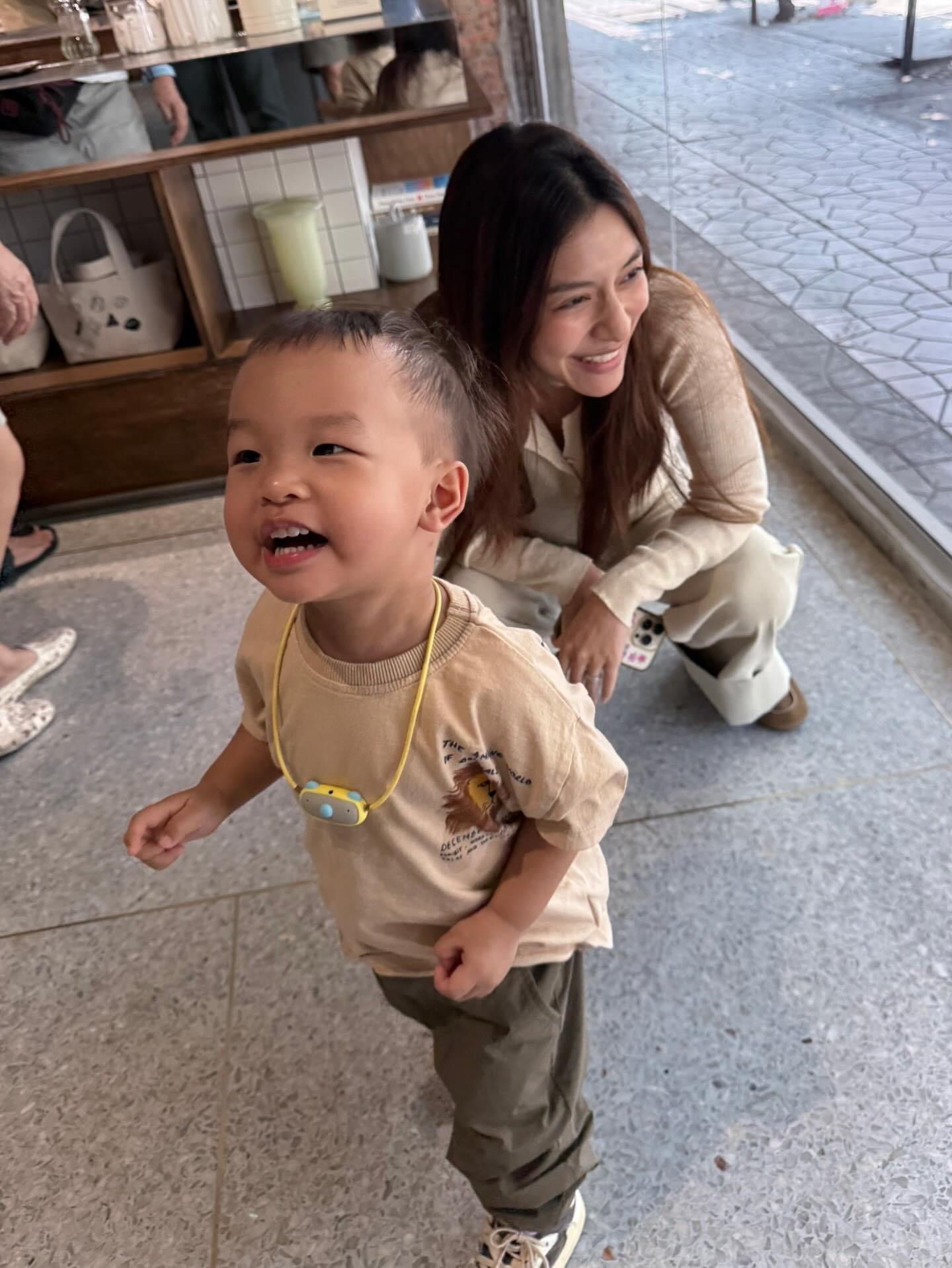 มิว - นิษฐา จิรยั่งยืน