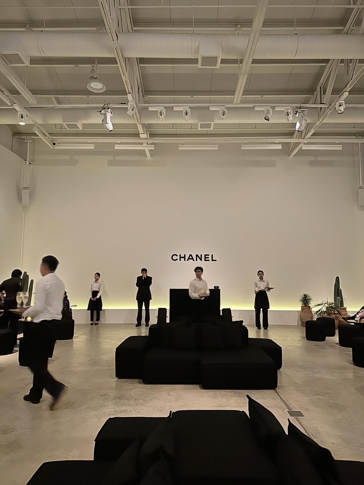 มิว - นิษฐา จิรยั่งยืน