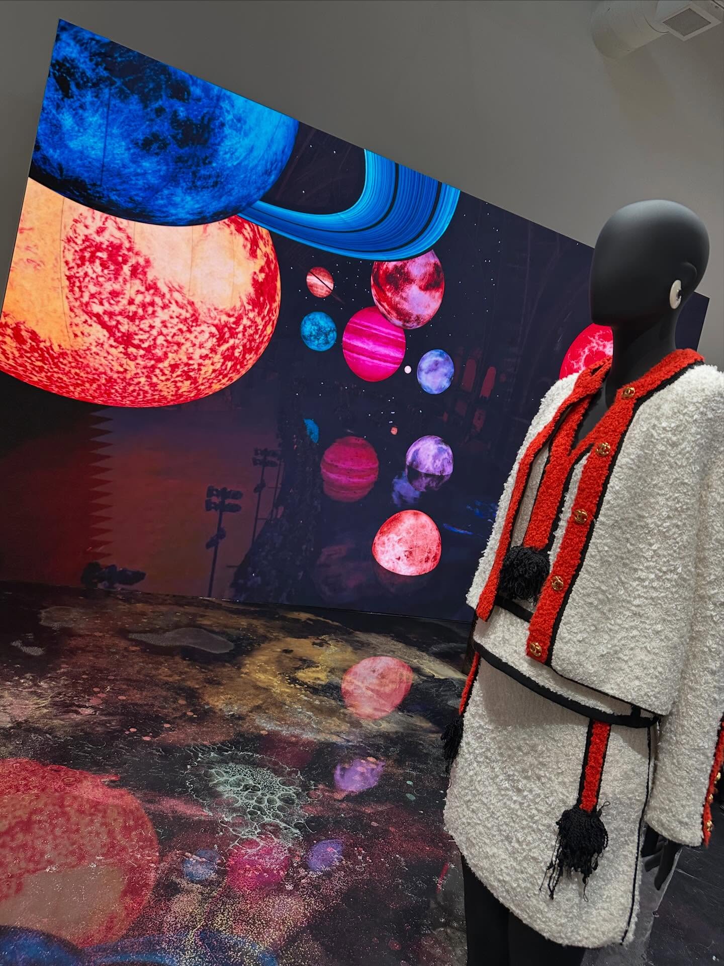 มิว - นิษฐา จิรยั่งยืน