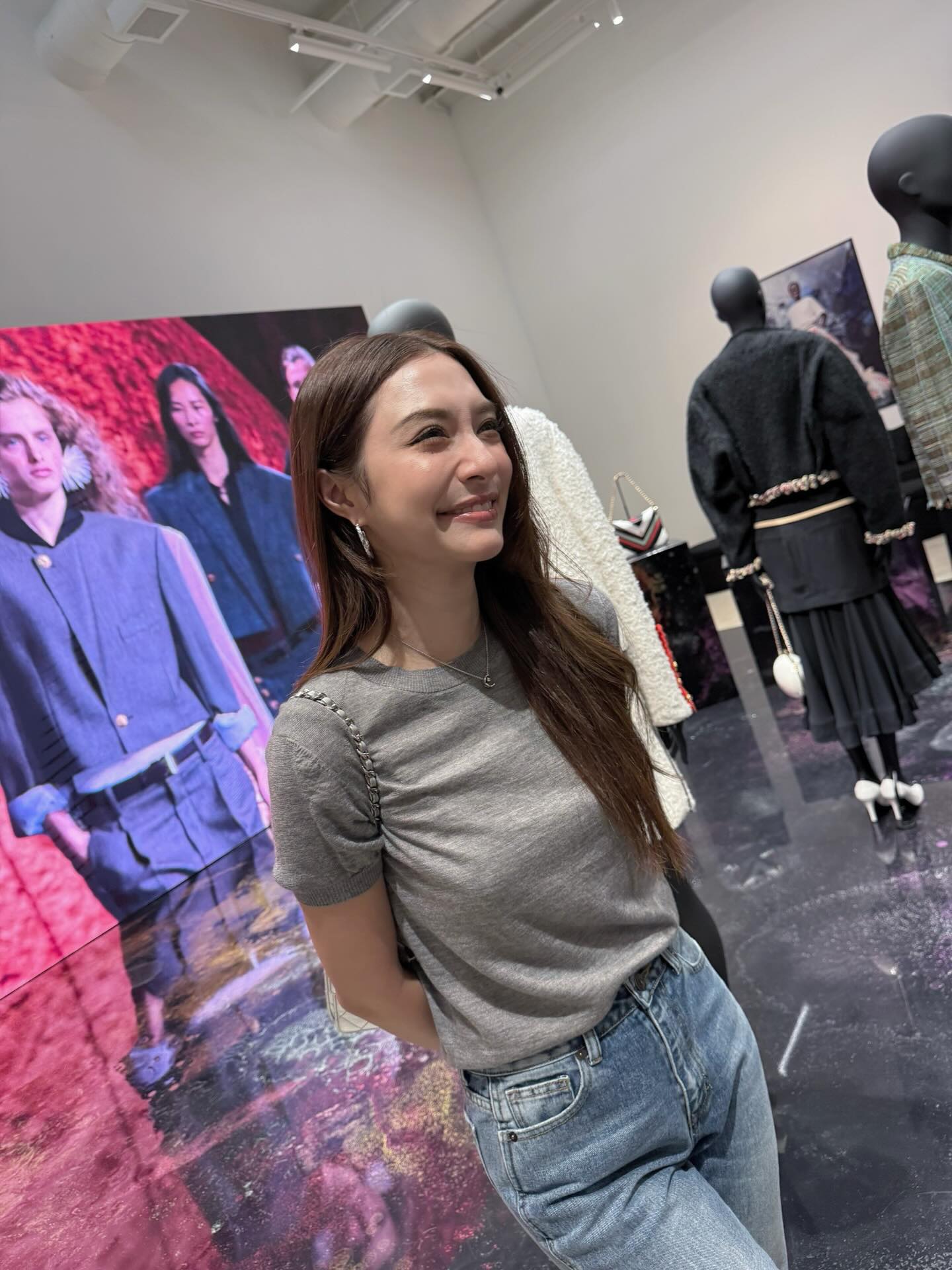 มิว - นิษฐา จิรยั่งยืน