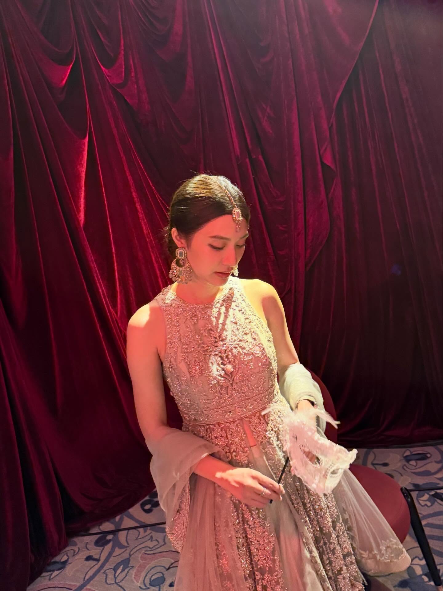 มิว - นิษฐา จิรยั่งยืน