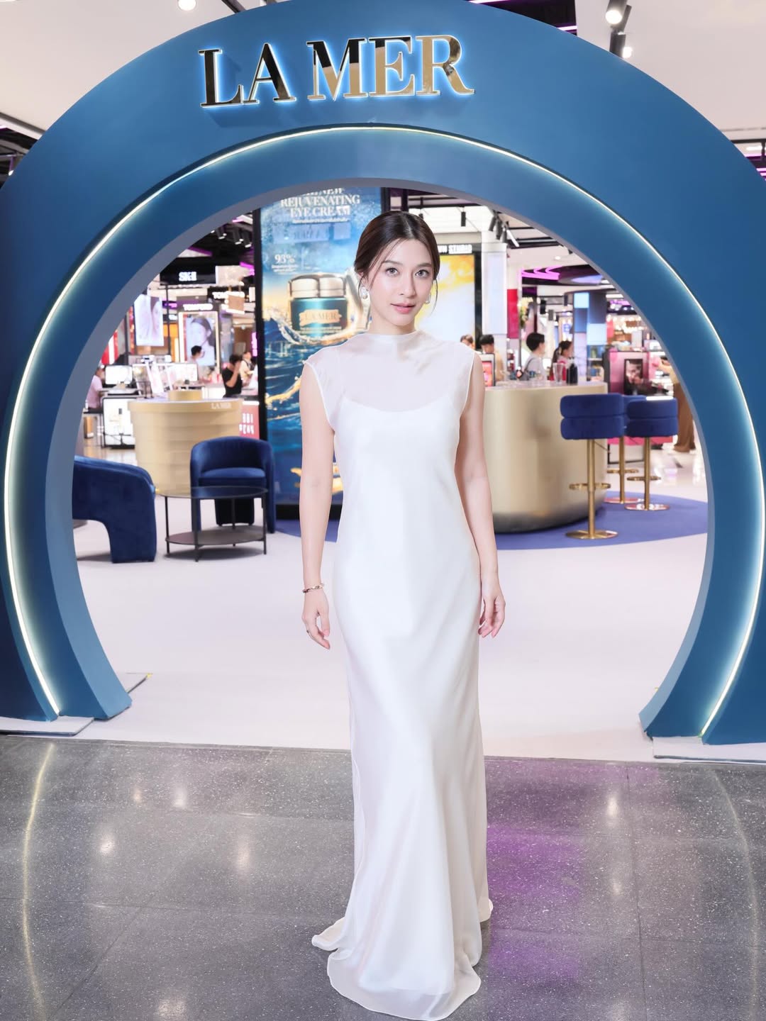 มิว - นิษฐา จิรยั่งยืน