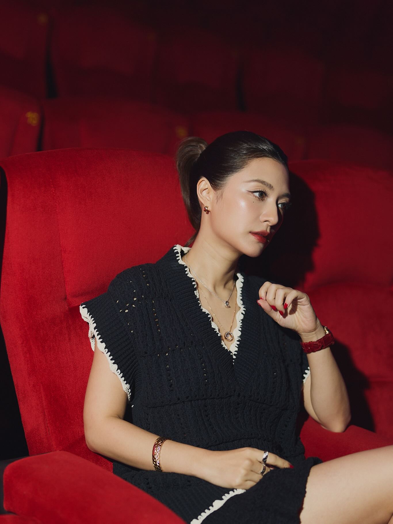 มิว - นิษฐา จิรยั่งยืน