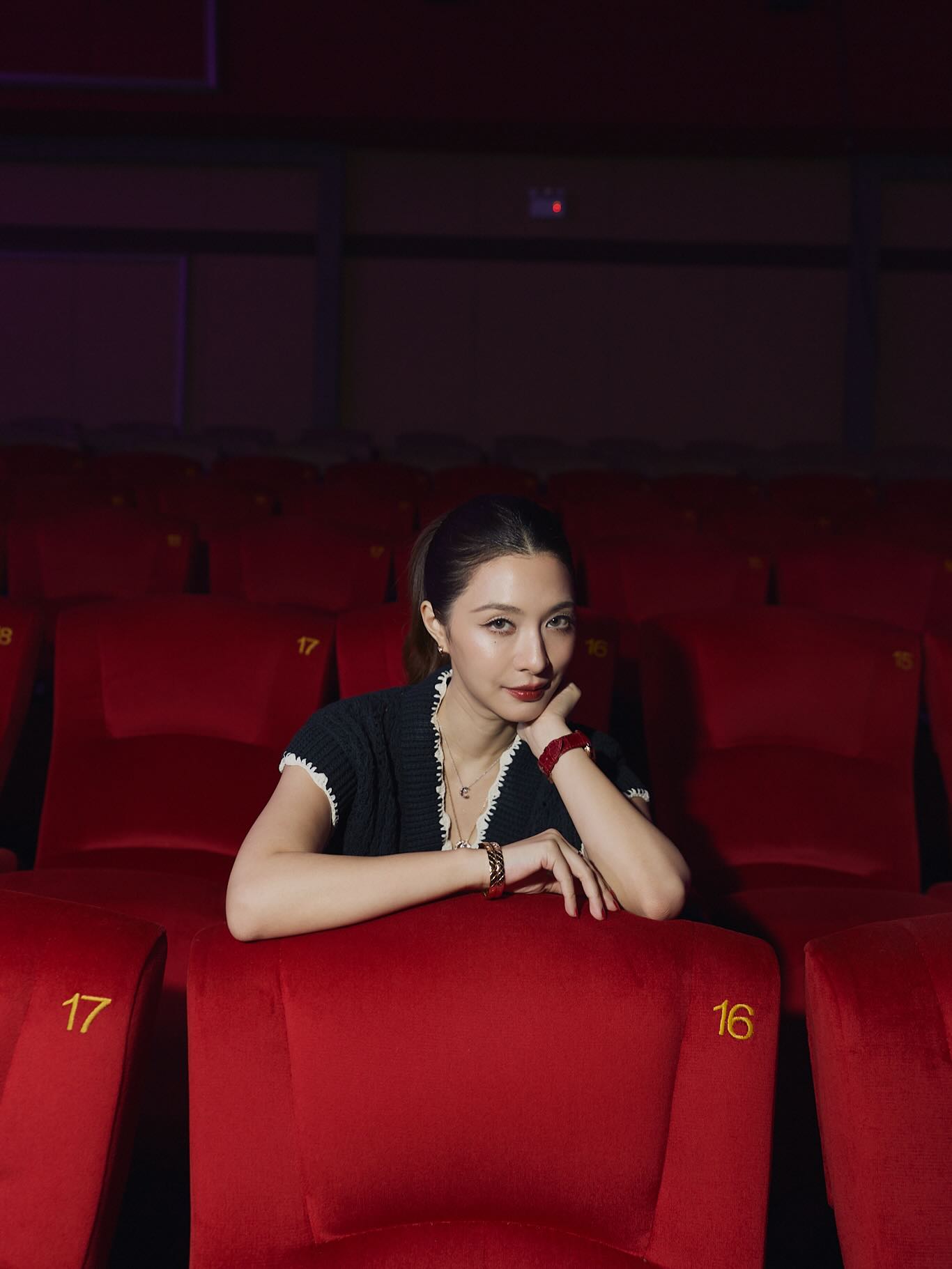 มิว - นิษฐา จิรยั่งยืน