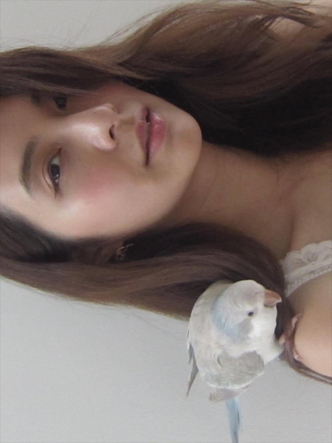 มิว - นิษฐา จิรยั่งยืน