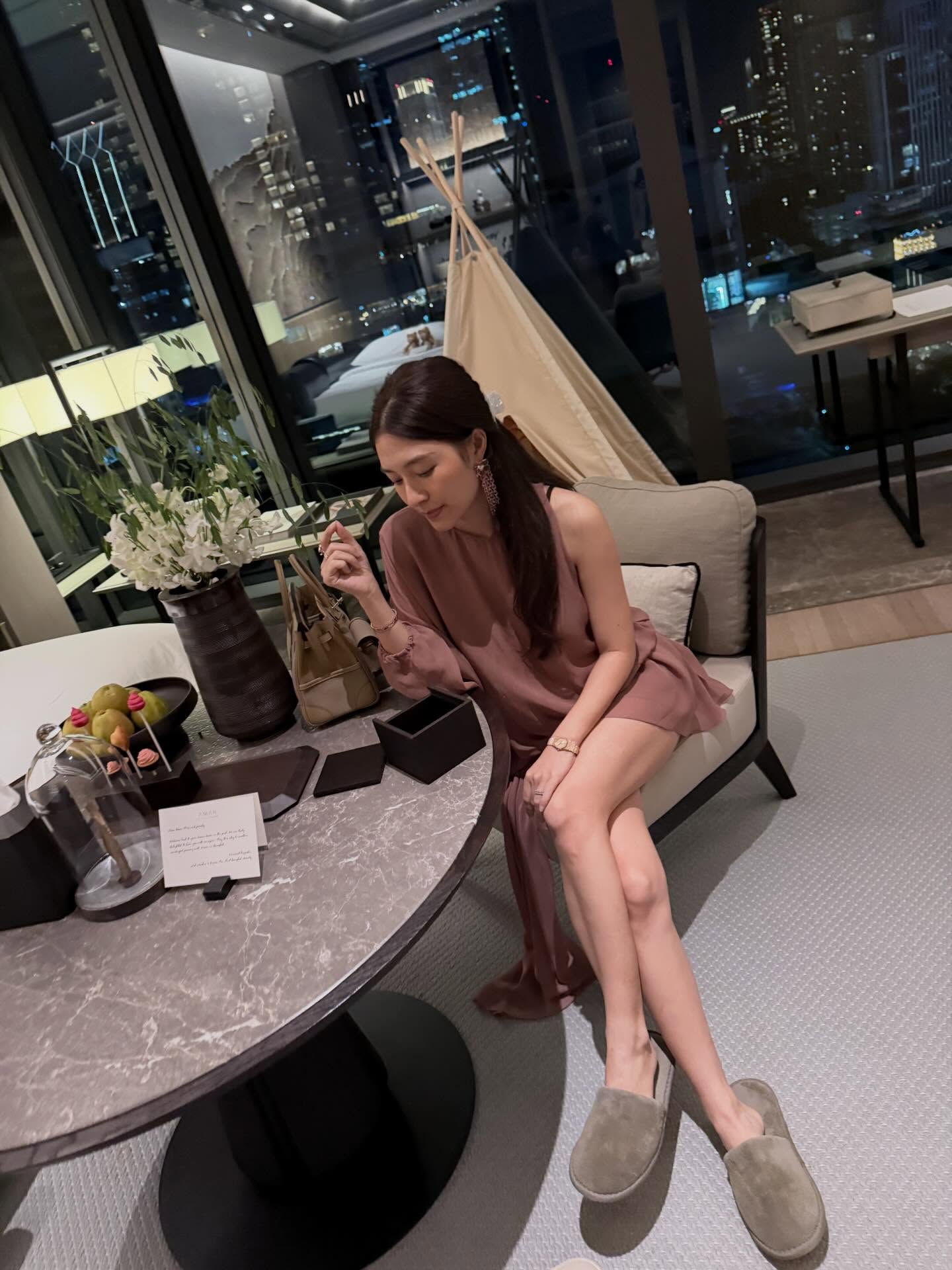 มิว - นิษฐา จิรยั่งยืน
