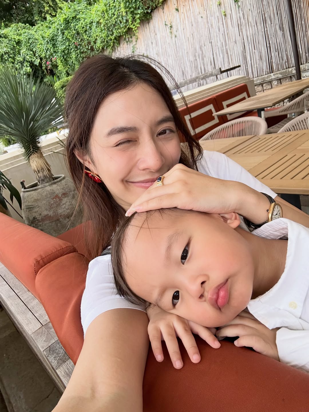 มิว - นิษฐา จิรยั่งยืน