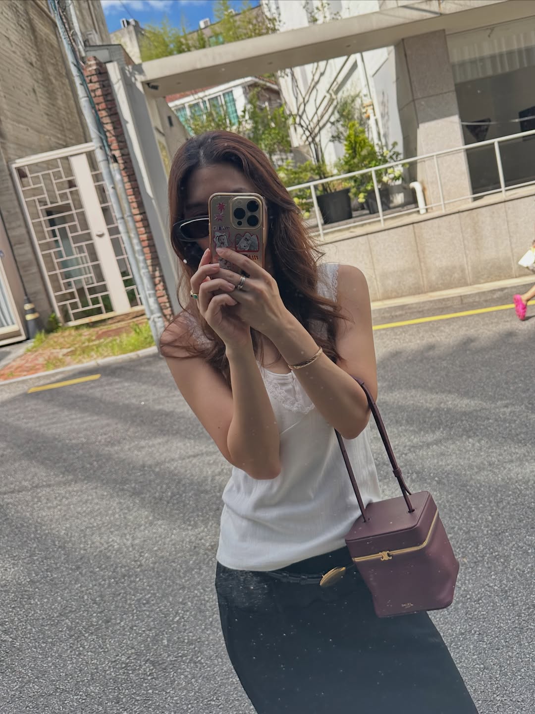 มิว - นิษฐา จิรยั่งยืน