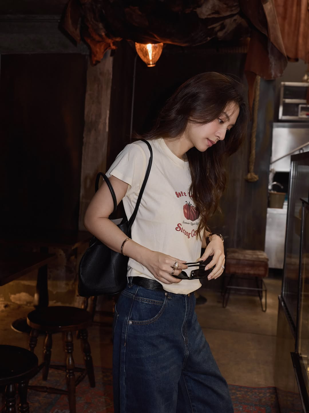 มิว - นิษฐา จิรยั่งยืน