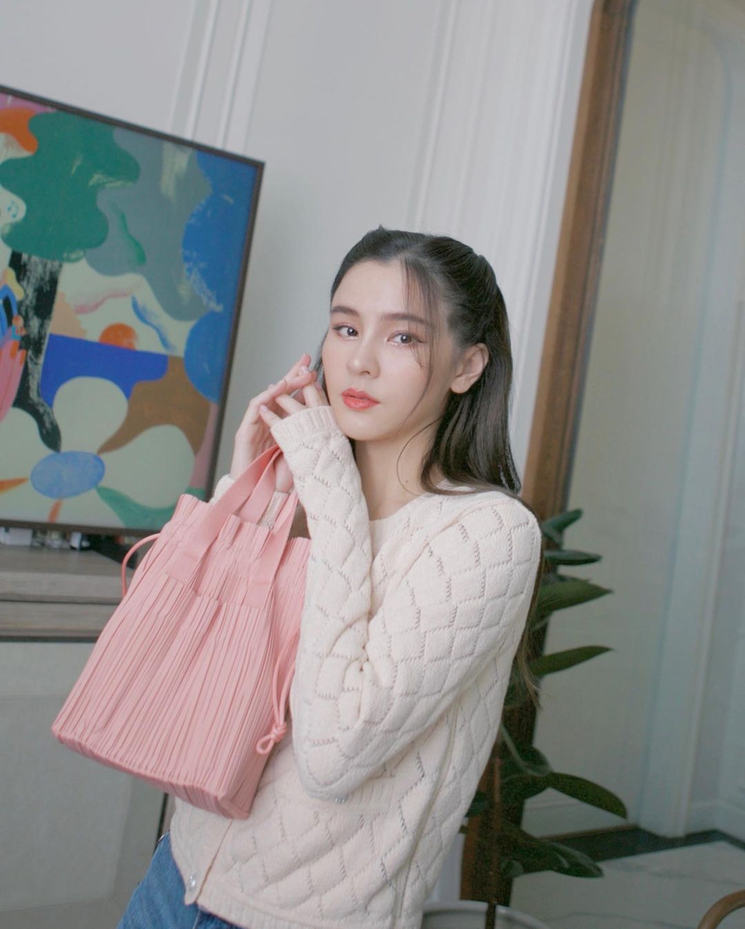 ออม - สุชาร์ มานะยิ่ง