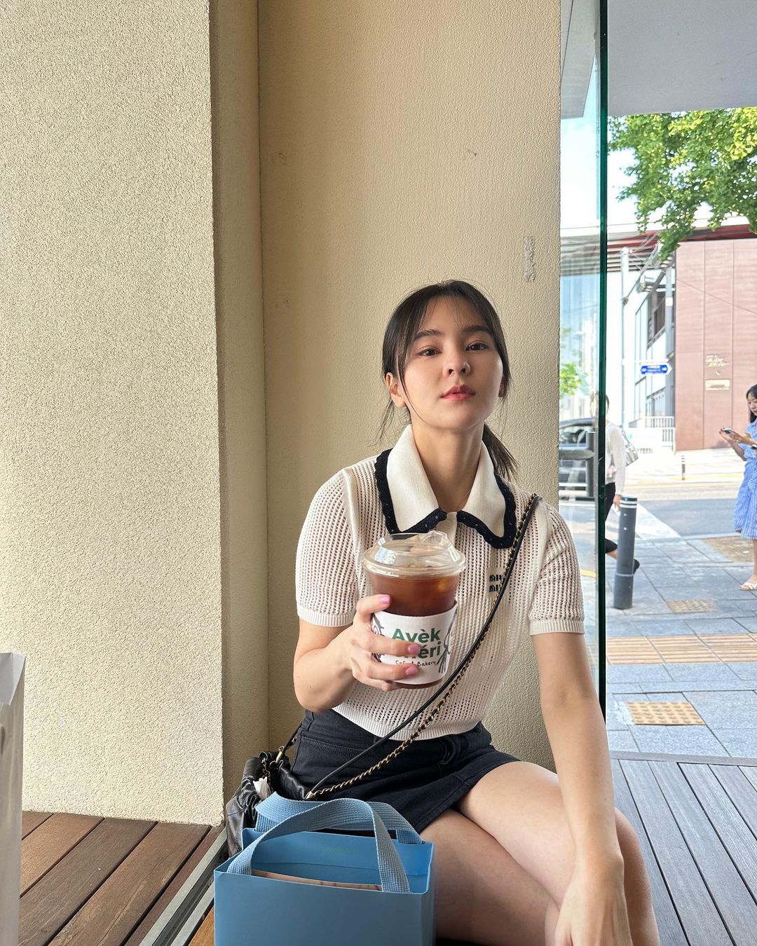 ออม - สุชาร์ มานะยิ่ง