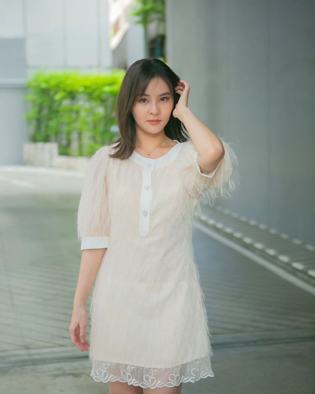 ออม - สุชาร์ มานะยิ่ง