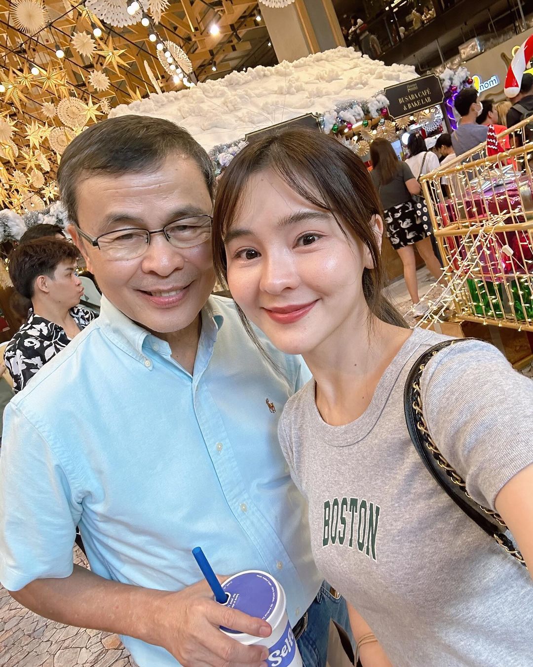 ออม - สุชาร์ มานะยิ่ง