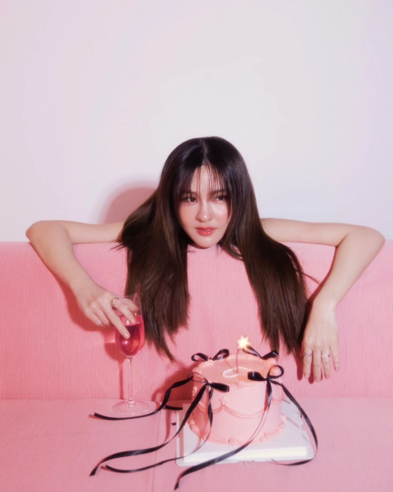 ออม - สุชาร์ มานะยิ่ง