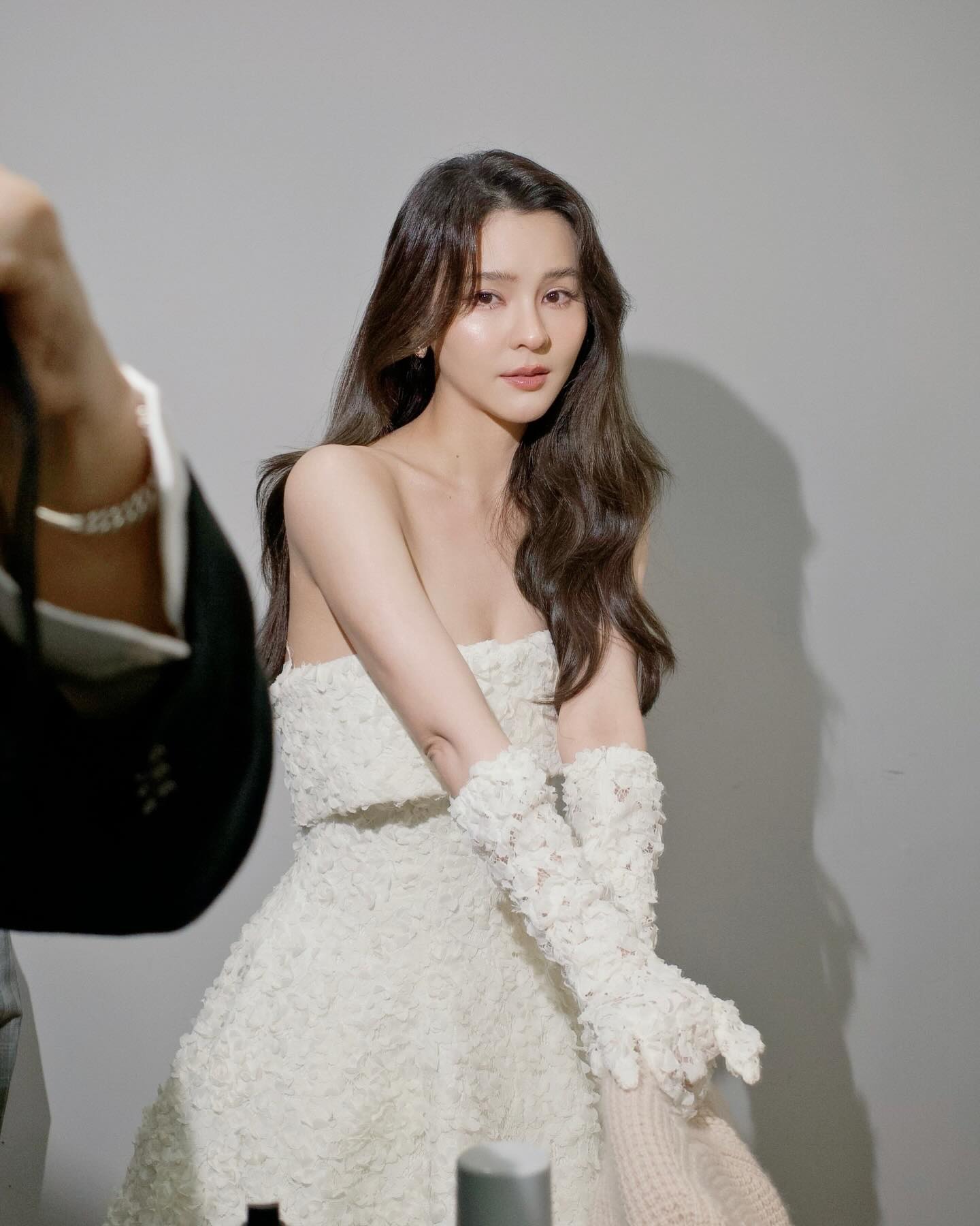 ออม - สุชาร์ มานะยิ่ง