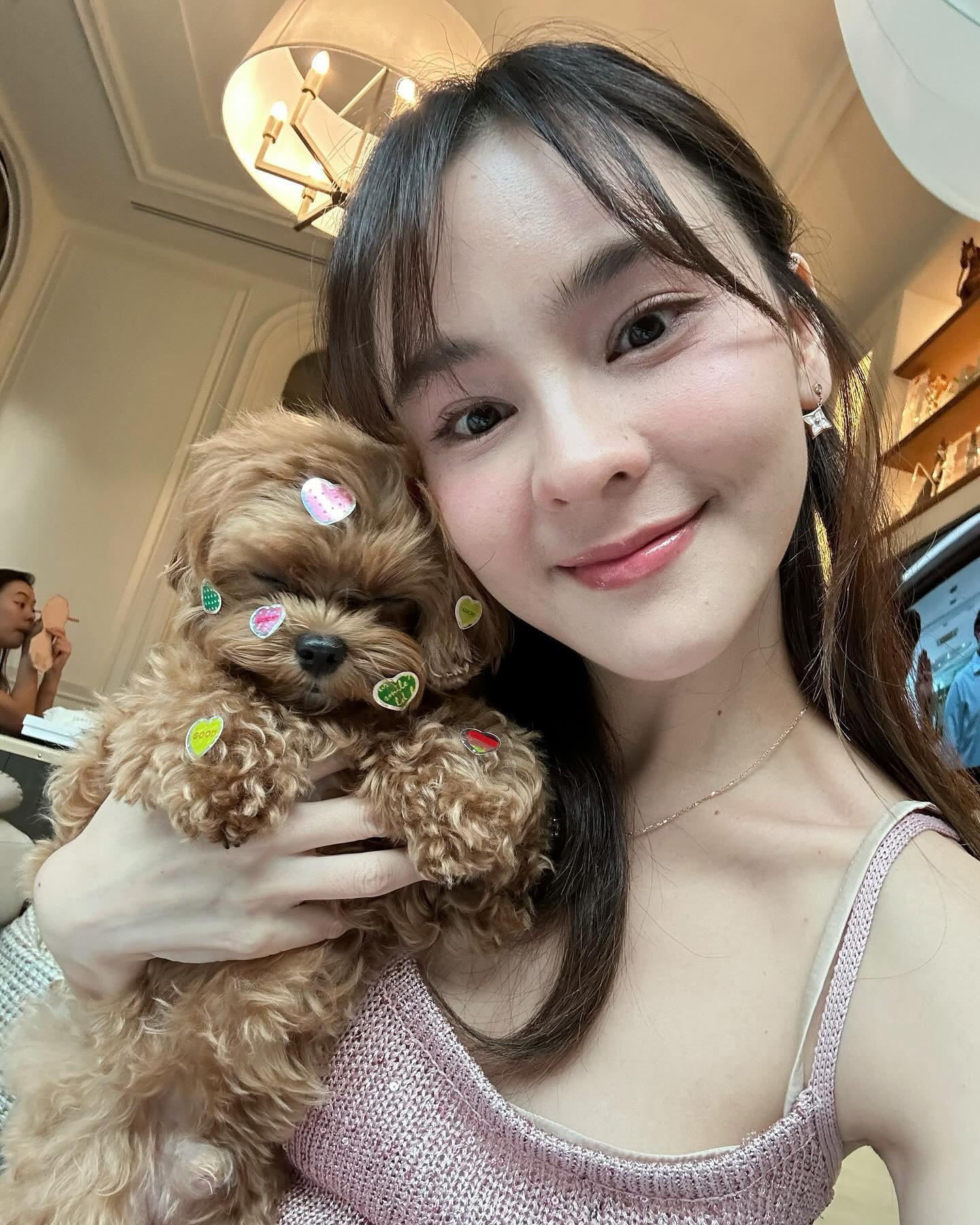 ออม - สุชาร์ มานะยิ่ง