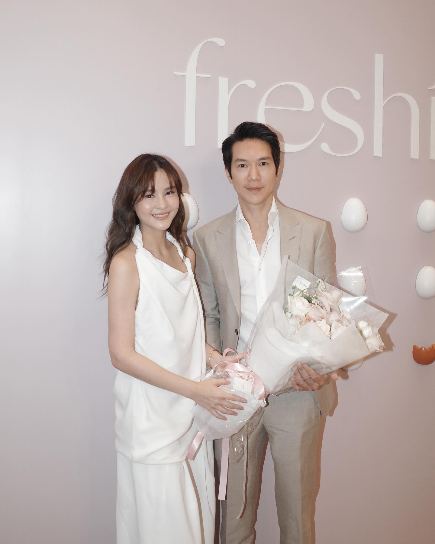 ออม - สุชาร์ มานะยิ่ง