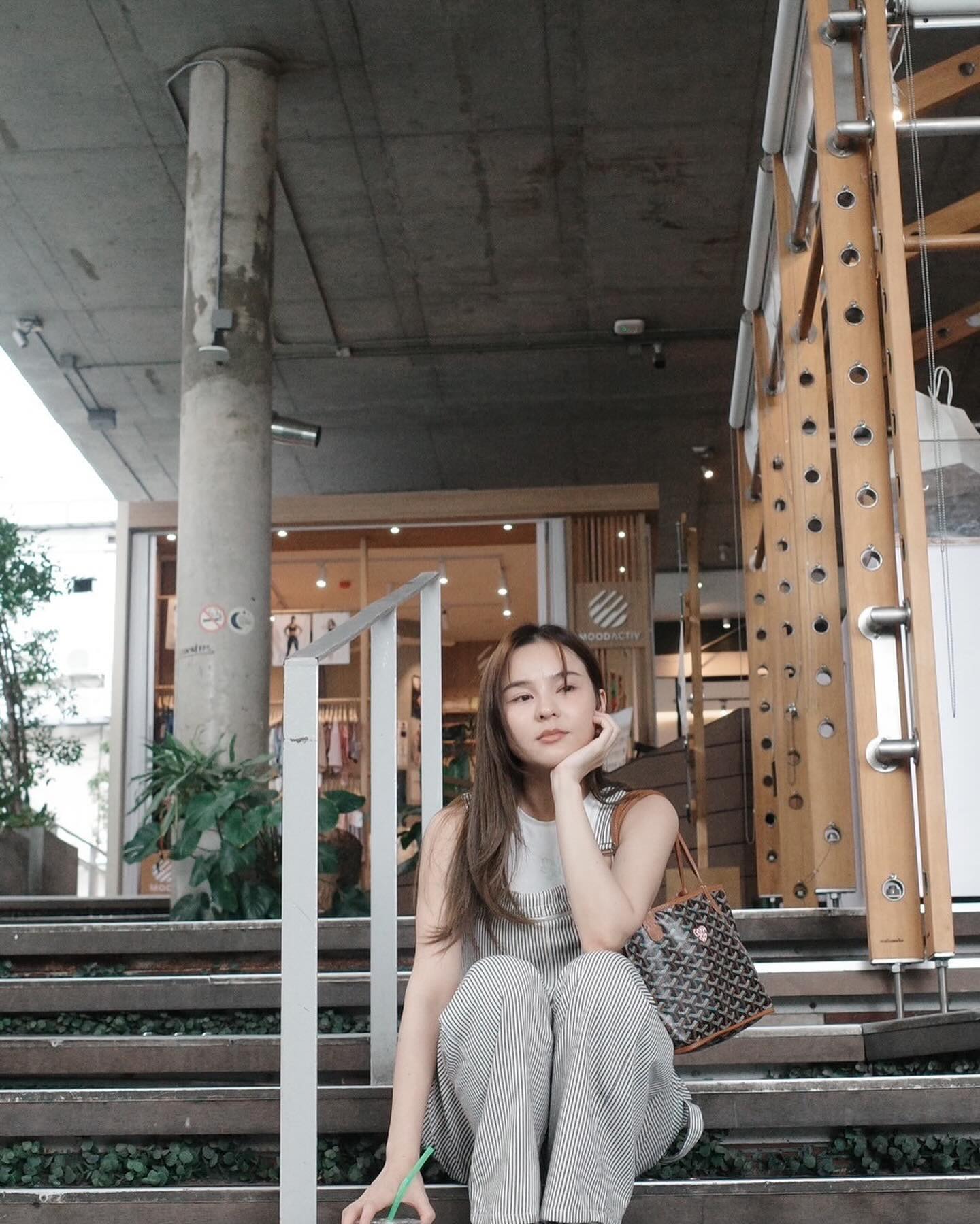 ออม - สุชาร์ มานะยิ่ง