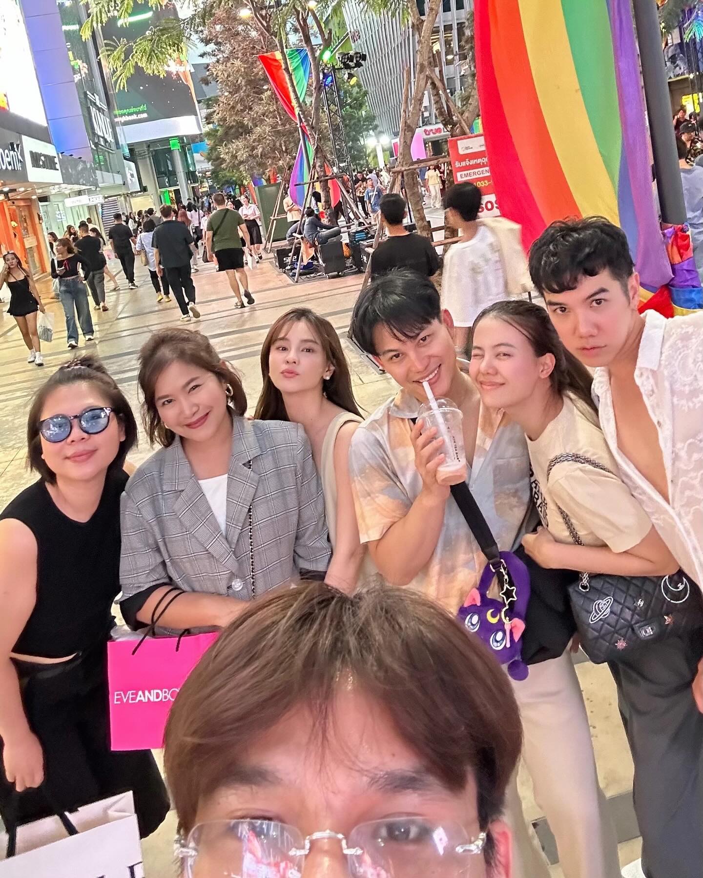 ออม - สุชาร์ มานะยิ่ง