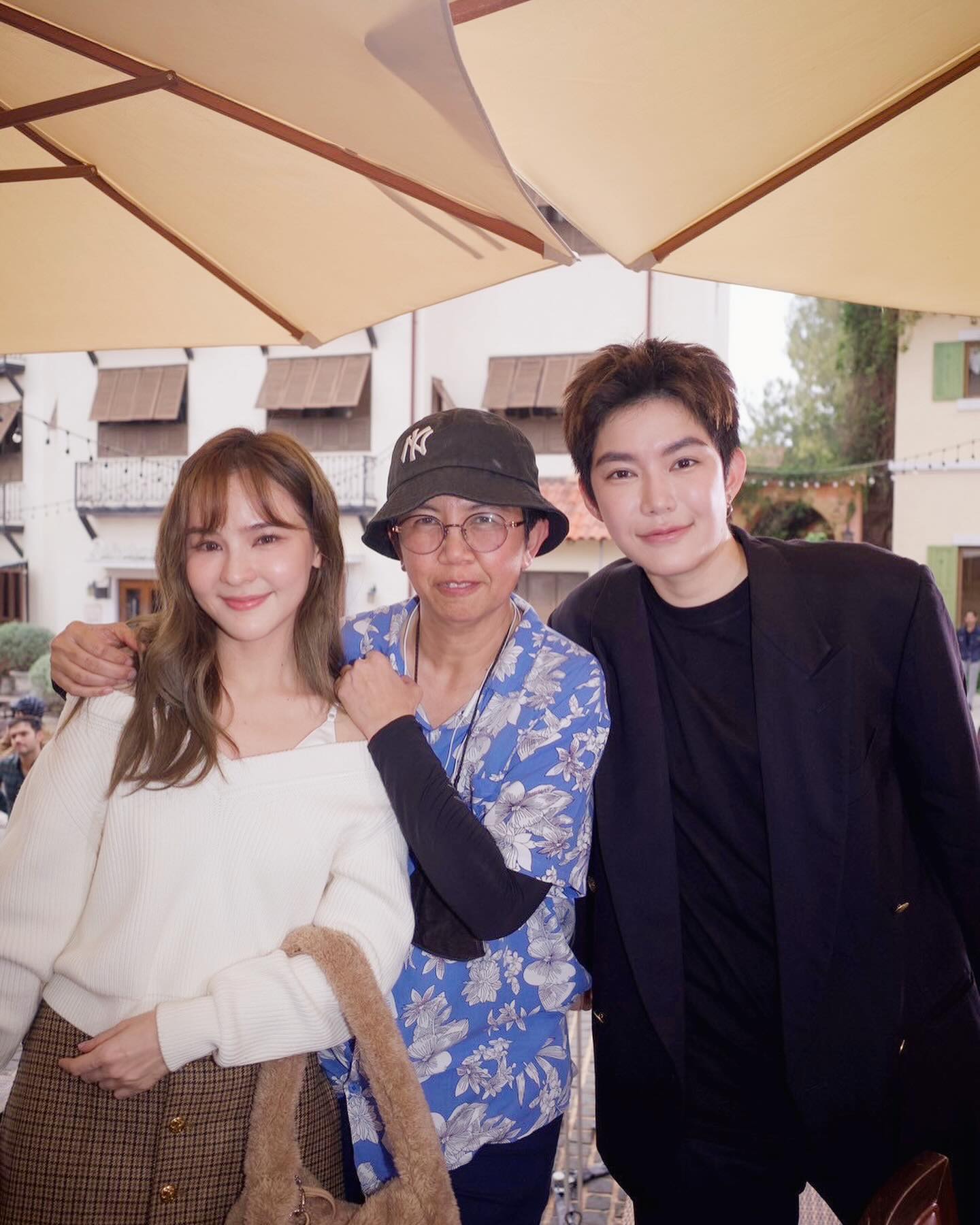 ออม - สุชาร์ มานะยิ่ง