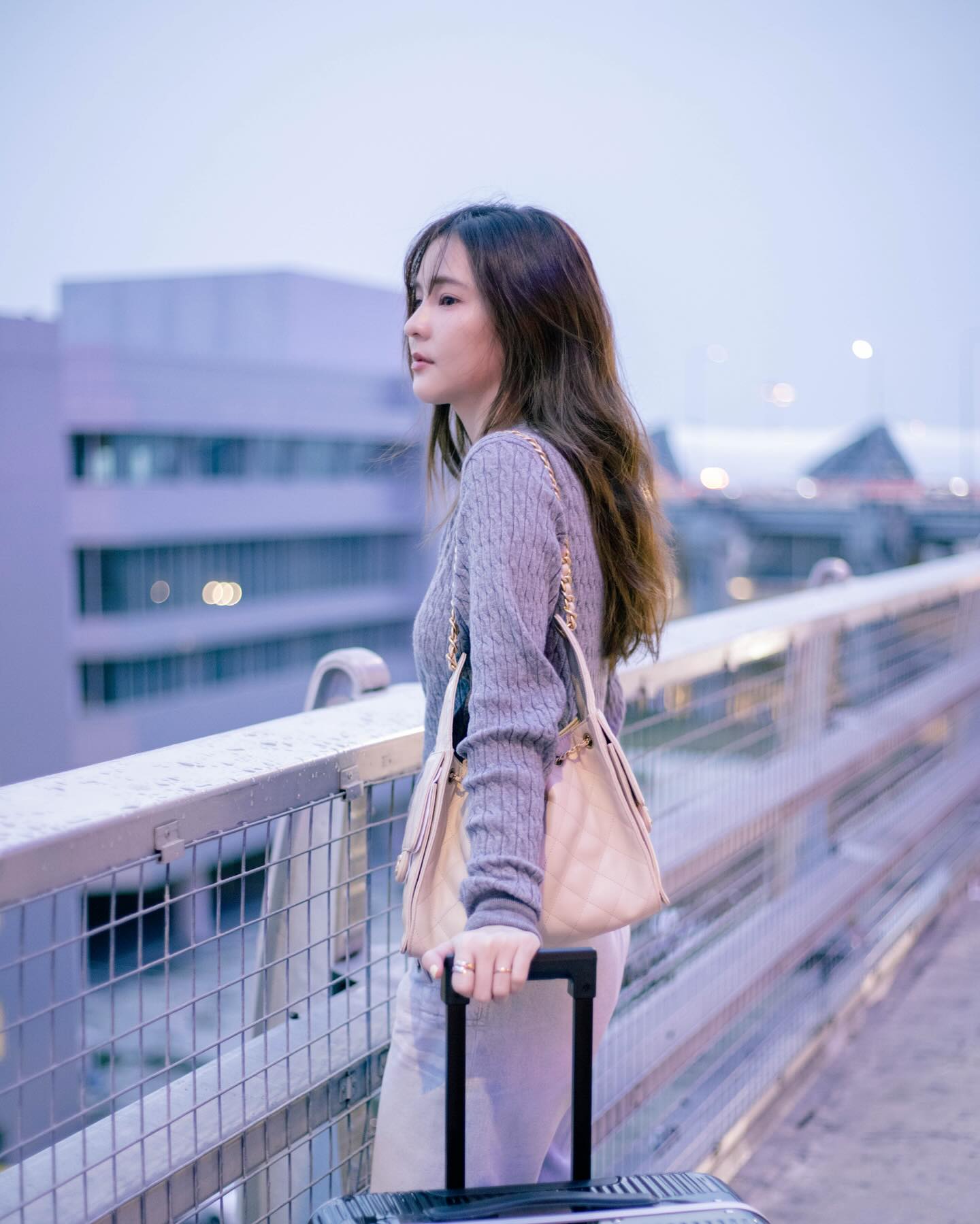 ออม - สุชาร์ มานะยิ่ง