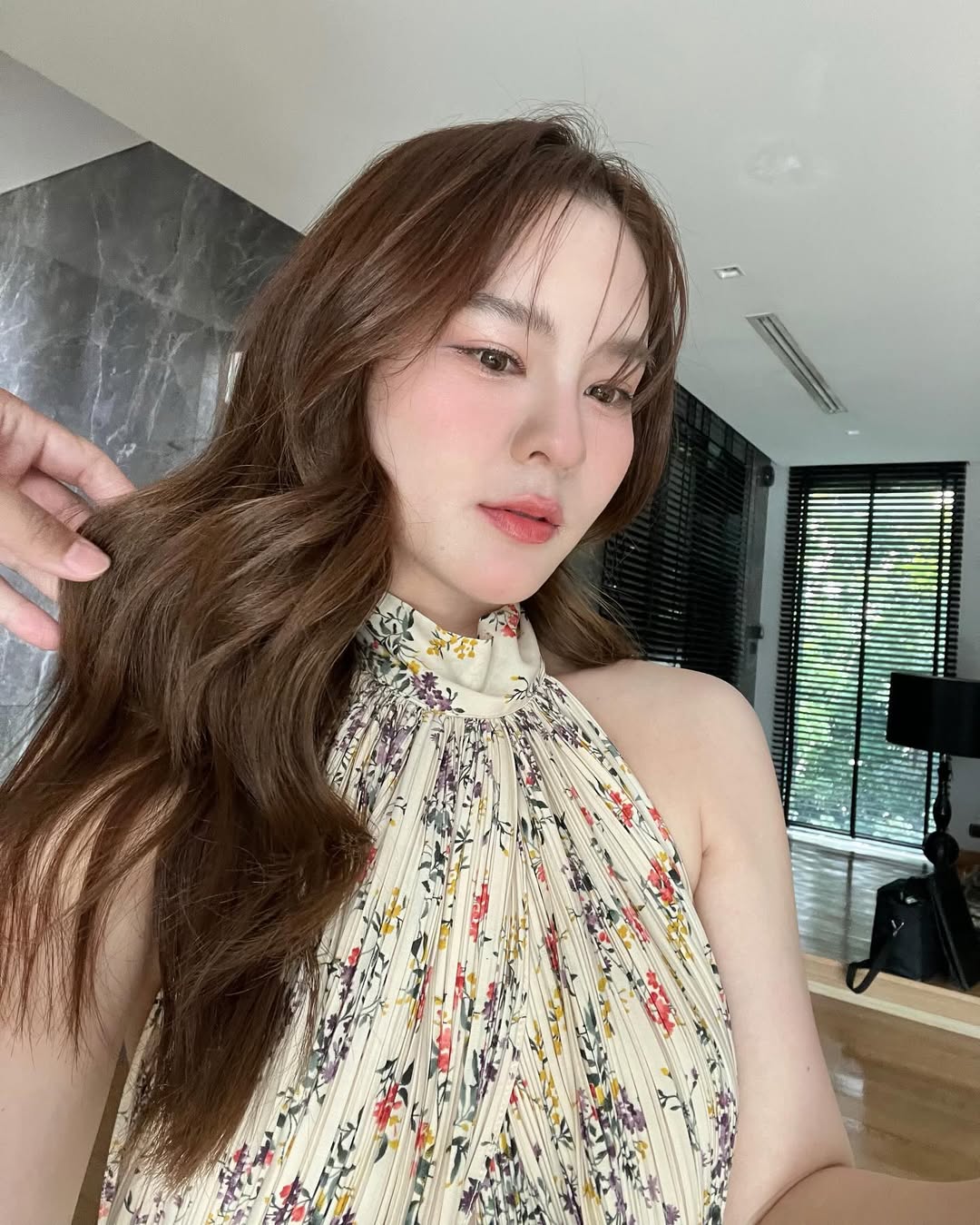 ออม - สุชาร์ มานะยิ่ง