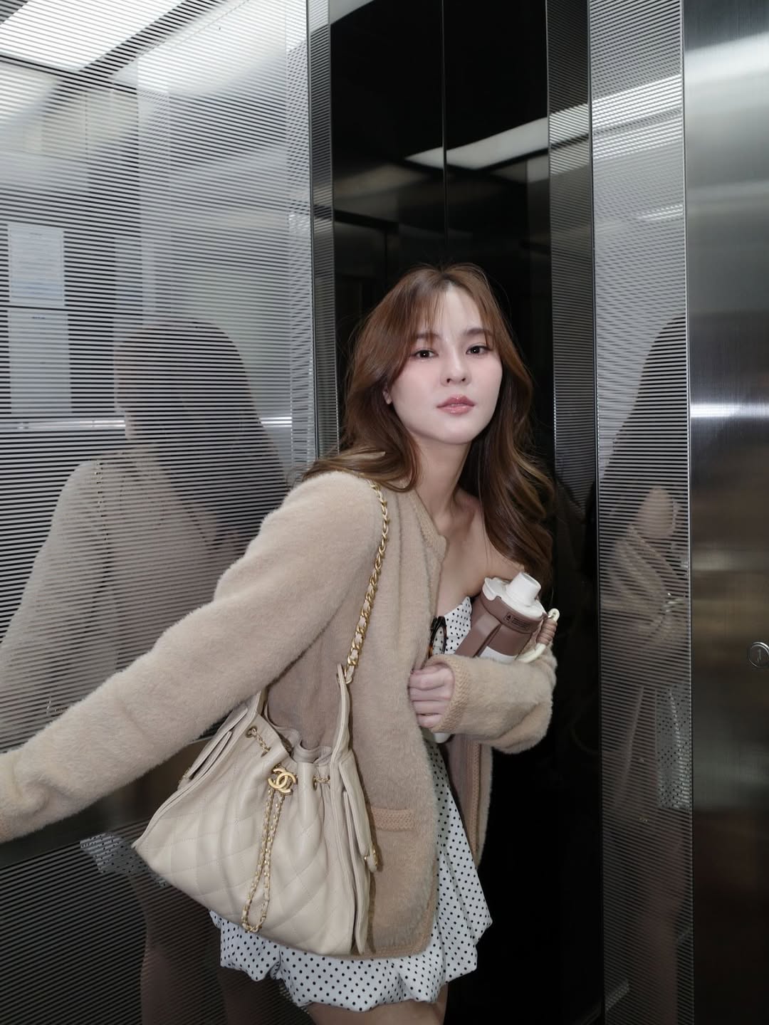 ออม - สุชาร์ มานะยิ่ง