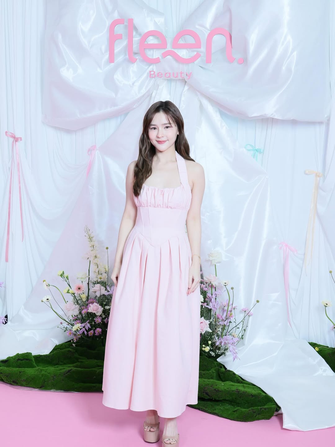 ออม - สุชาร์ มานะยิ่ง