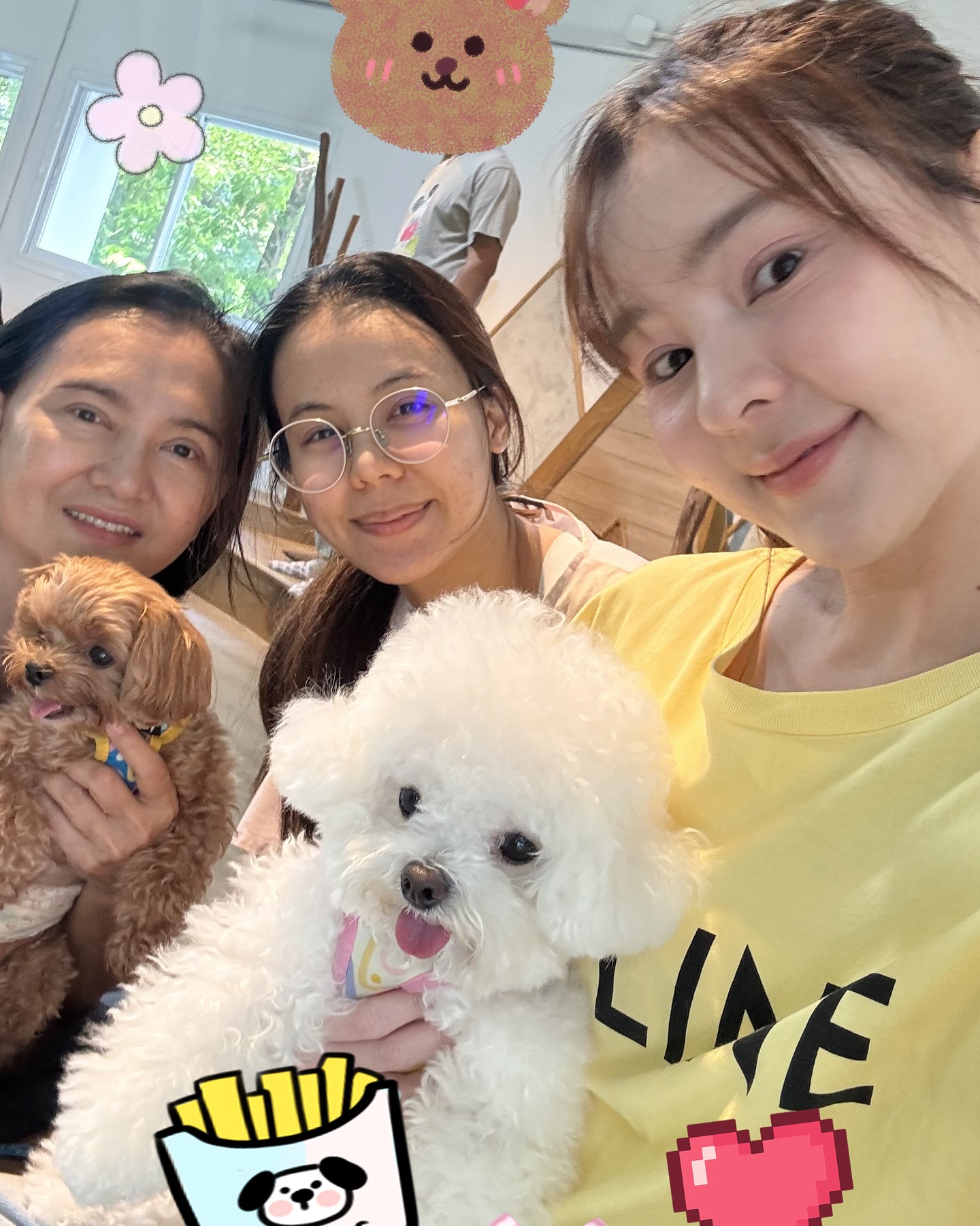 ออม - สุชาร์ มานะยิ่ง