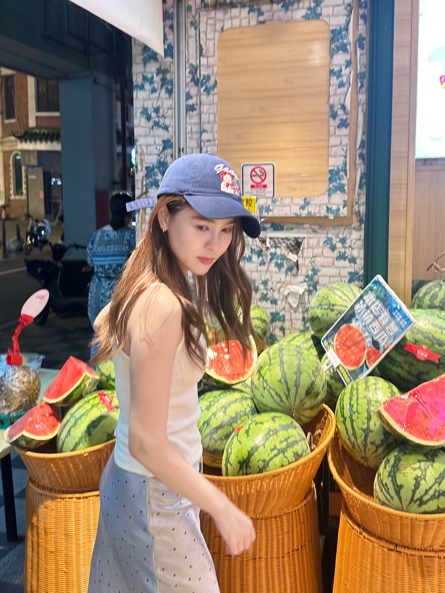 ออม - สุชาร์ มานะยิ่ง