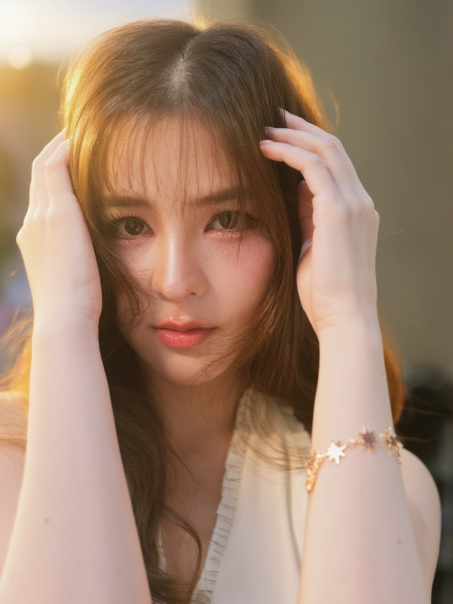 ออม - สุชาร์ มานะยิ่ง
