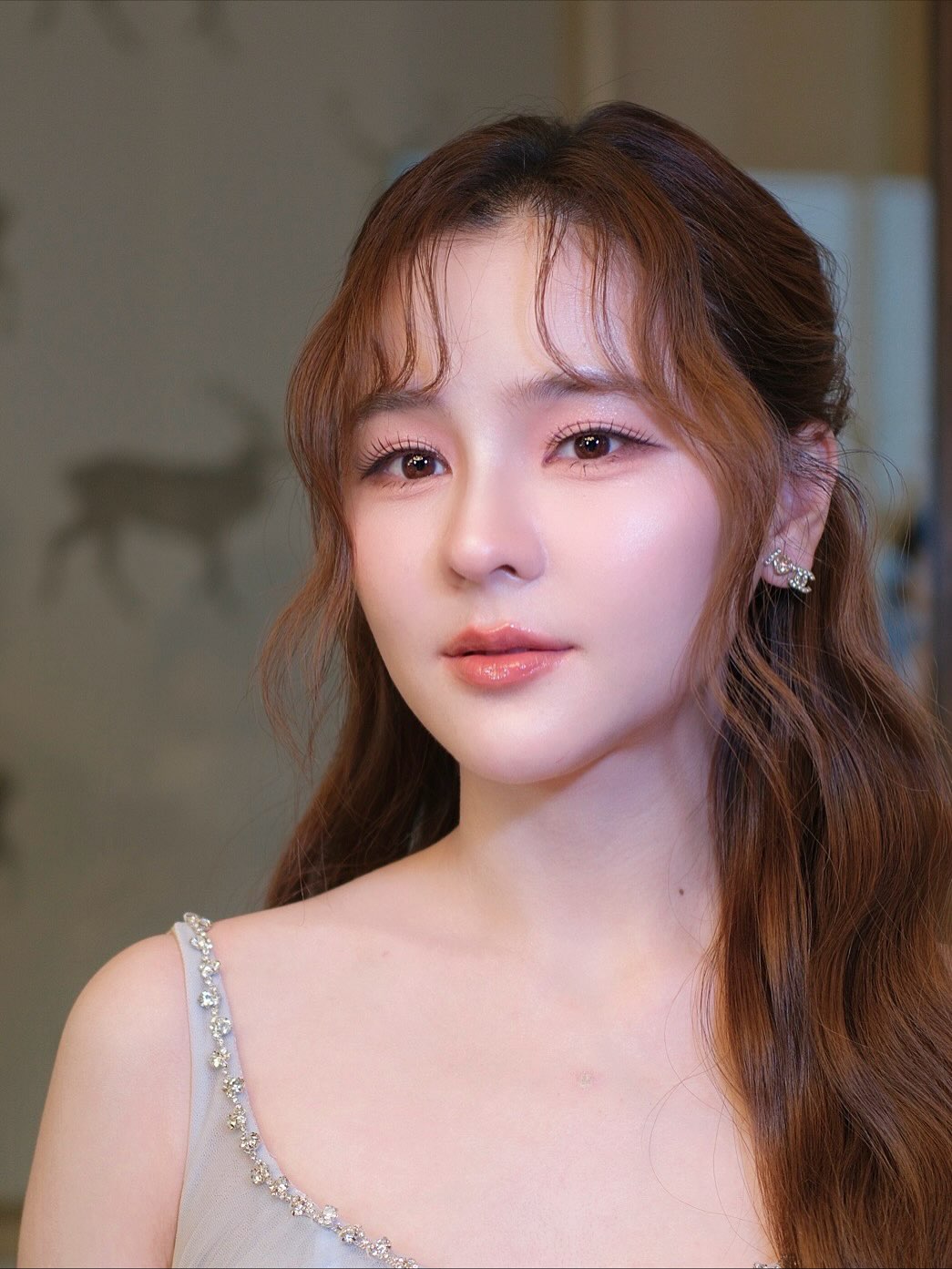 ออม - สุชาร์ มานะยิ่ง