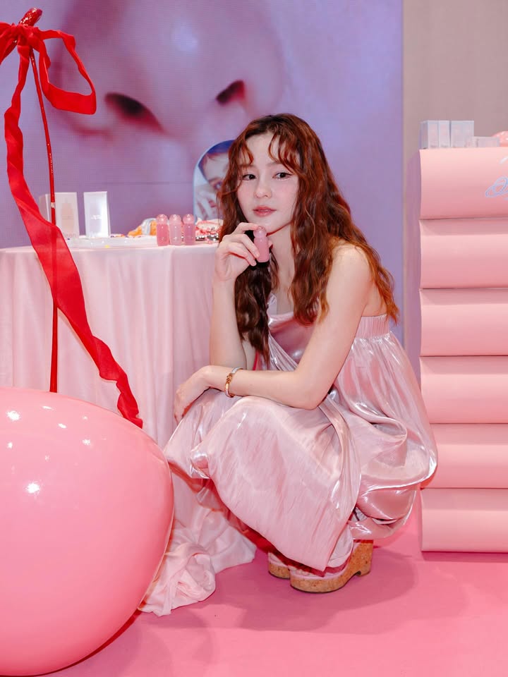 ออม - สุชาร์ มานะยิ่ง